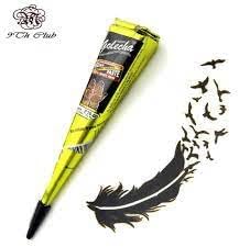 Hannah Julia drawing black paper by the dozen