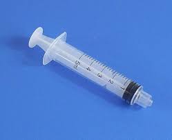 إنترناشونال سرنجة 200 قطعة 5 سم - International Syringes 200 Pcs 5cm